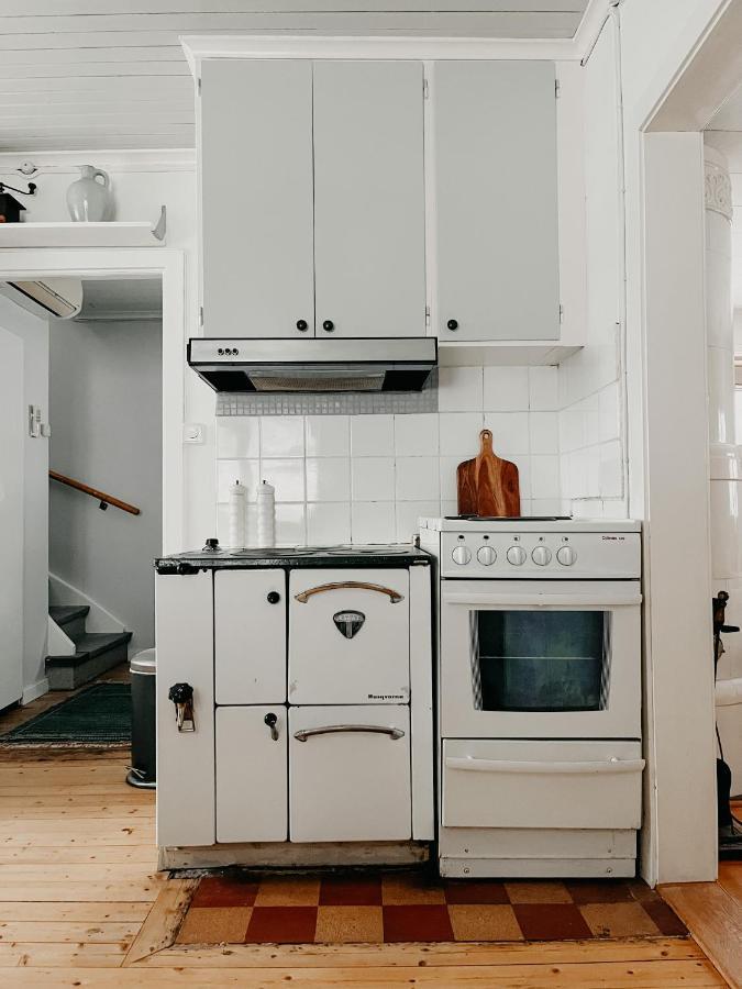 Charming House With Wood Stove Near Lake Virserum Exteriör bild
