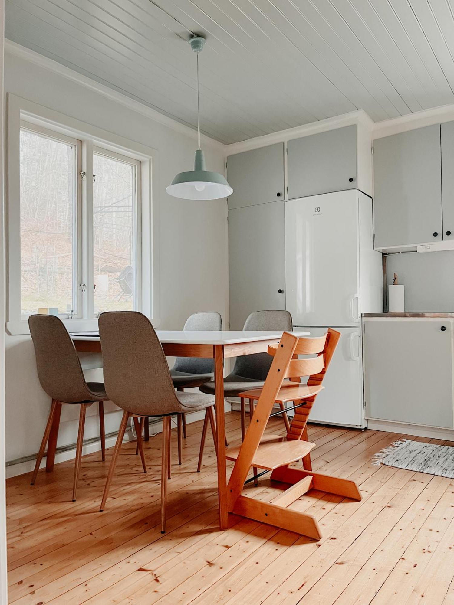 Charming House With Wood Stove Near Lake Virserum Exteriör bild